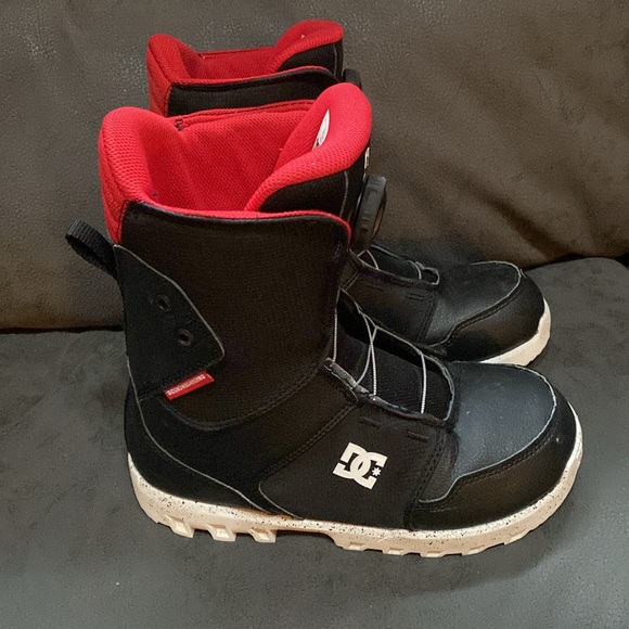 Youth DC Snowboard Scout Boots Size 5 - Picture 2 of 6